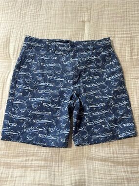 Vineyard Vines 30 Fish Sardines Breaker Shorts